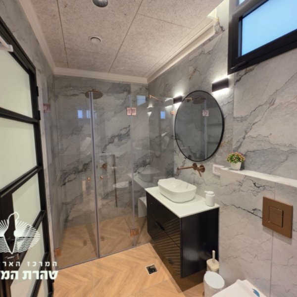 gallery picture